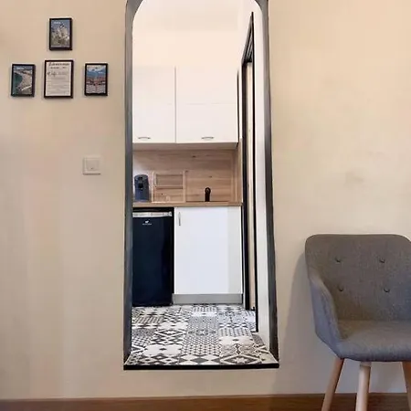 Апартаменты Tzarewitch Studio 10min Promenade & Gare Ницца