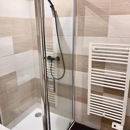 Apartment Tzarewitch Studio 10min Promenade & Gare *
